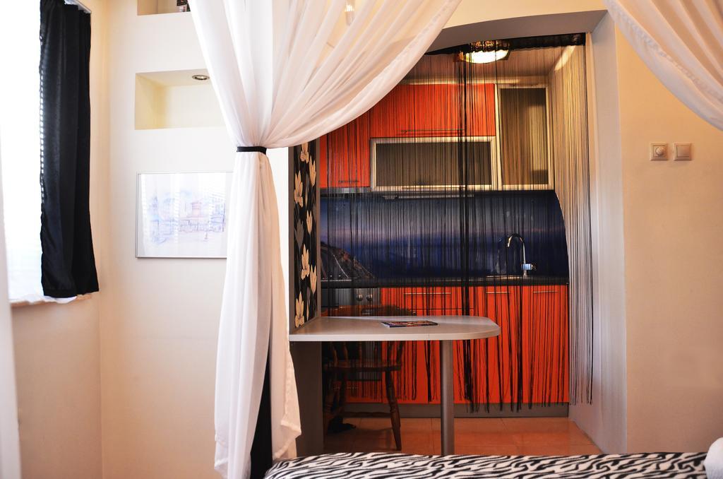 Hostel Kalonis Skopje Zewnętrze zdjęcie