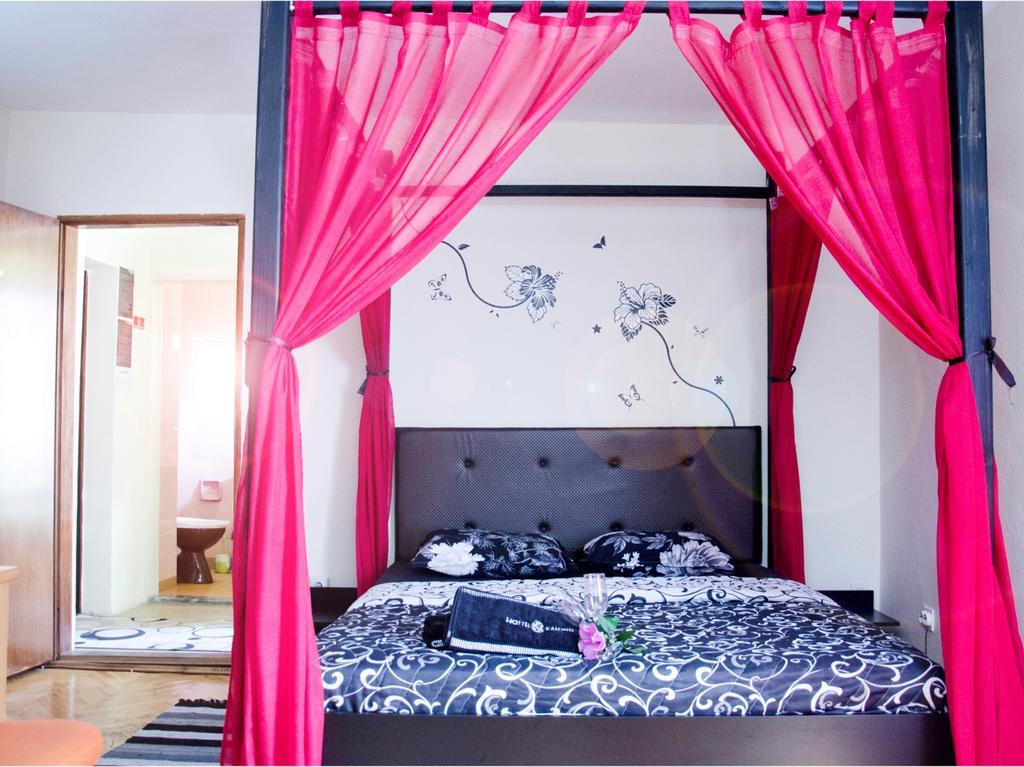 Hostel Kalonis Skopje Pokój zdjęcie