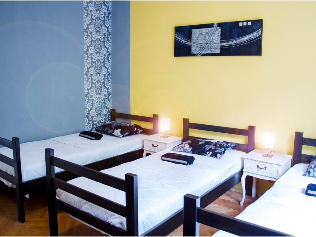 Hostel Kalonis Skopje Pokój zdjęcie