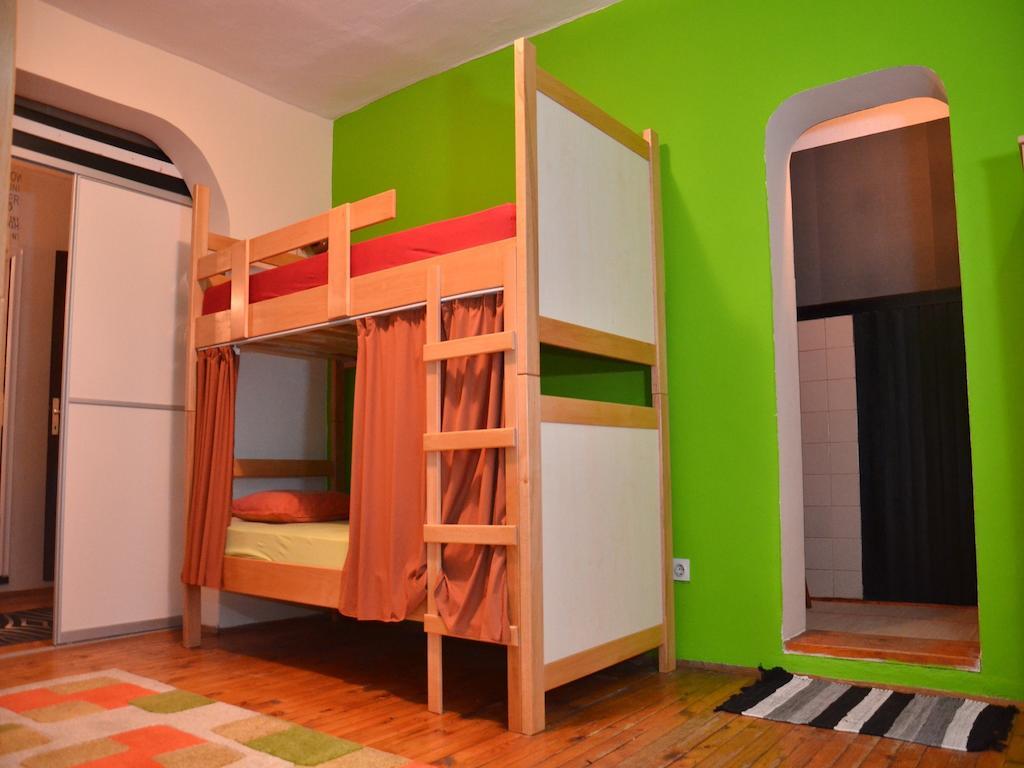 Hostel Kalonis Skopje Pokój zdjęcie